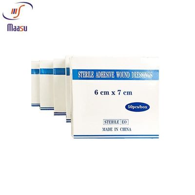 Cojín adhesivo estéril no tejido el 10x10cm del vendaje para heridas